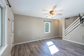 7805 Ruthven Rd in Norfolk, VA - Building Photo - Building Photo