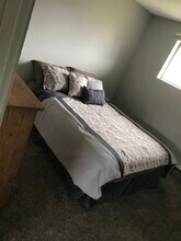 1615 4th St in Cheney, WA - Building Photo - Building Photo