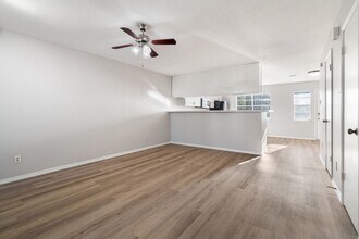 1848 River Crossing Cir in Austin, TX - Building Photo - Building Photo