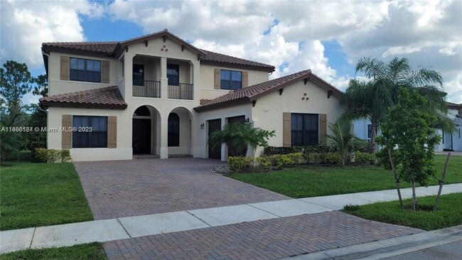 property at 5330 Chesterfield Dr