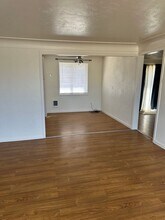939 E Cherry Ave in Moses Lake, WA - Foto de edificio - Building Photo