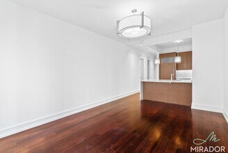 2 Water St in New York, NY - Building Photo - Building Photo