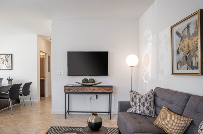 property at 407 W 77th St
