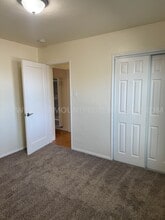 751 Airport Rd in Monterey, CA - Building Photo - Building Photo