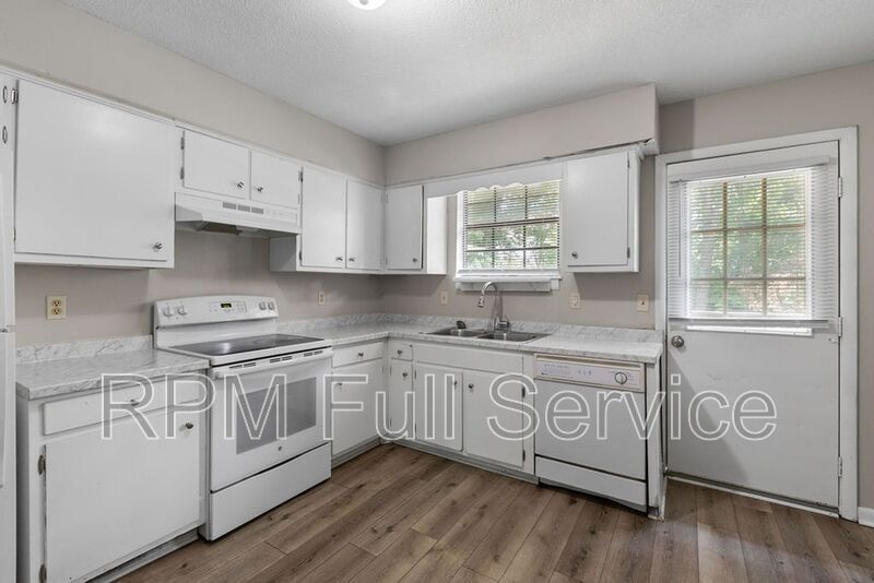 4426 Central Valley Dr in Nashville, TN - Building Photo