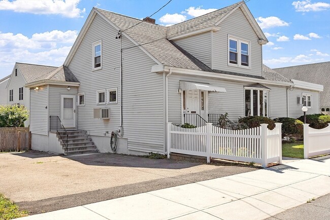 300 Manet Ave in Quincy, MA - Building Photo - Building Photo