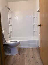 6207 W Oklahoma Ave, Unit Unit #3 in Milwaukee, WI - Building Photo - Building Photo