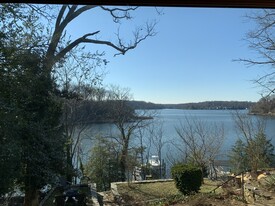 1471 Point Way in Arnold, MD - Building Photo