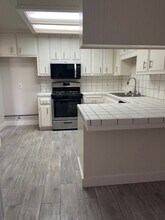 6012 Auburn St in Bakersfield, CA - Building Photo - Building Photo