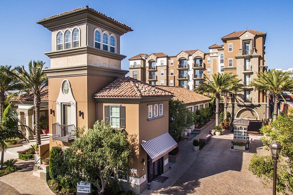 Tribeca Urban Apartments in Marina Del Rey, CA - Building Photo