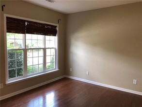 203 Revillion Way in Woodstock, GA - Building Photo - Building Photo