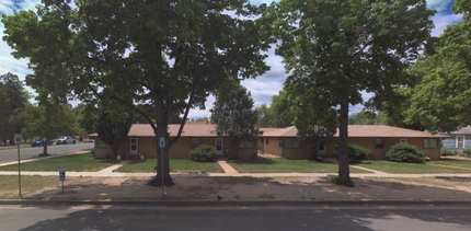 Parkmoor Apartments in Colorado Springs, CO - Building Photo - Building Photo