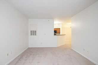 745 Walker Square in Charlottesville, VA - Building Photo - Building Photo