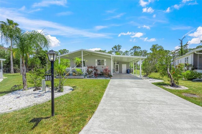 property at 925 Iglesia Dr