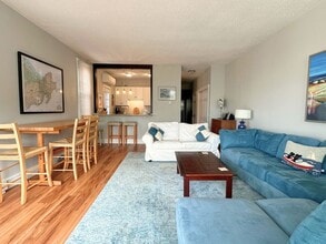 5 Pirates Ln in Gloucester, MA - Building Photo - Building Photo