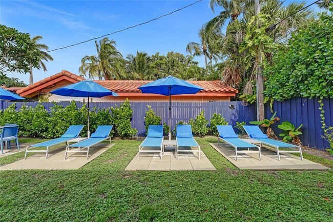 3305 NE 16th Ct in Fort Lauderdale, FL - Foto de edificio - Building Photo