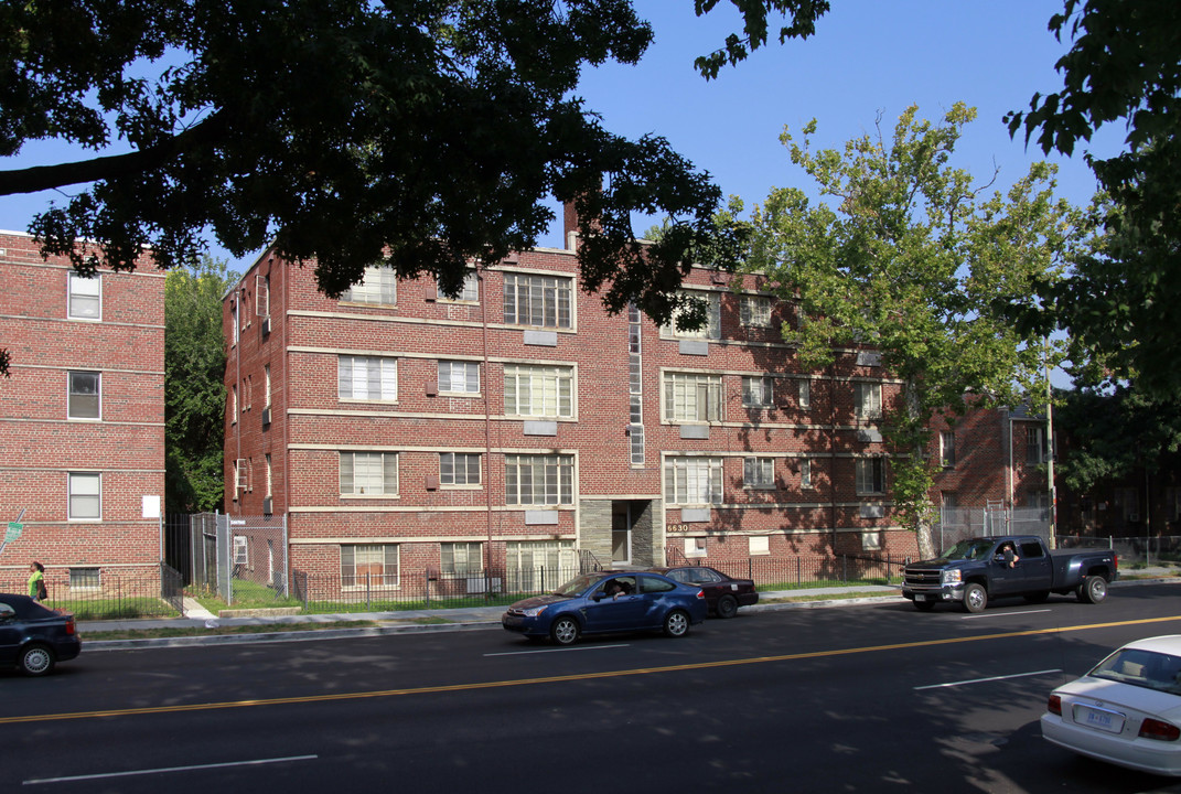 6630 Georgia Ave NW in Washington, DC - Building Photo