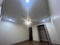 743 Yorkshire St photo'