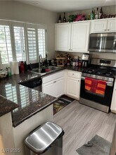 2428 Cliffwood Dr in Henderson, NV - Building Photo - Building Photo