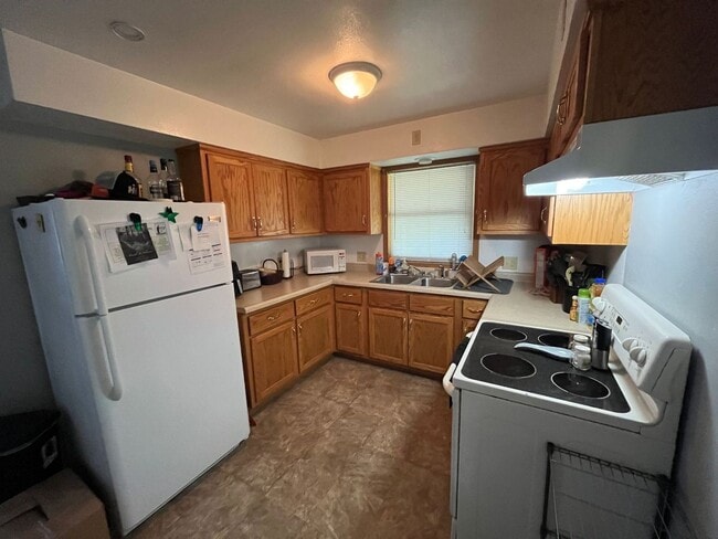 property at 1401-1403-1403 Wisconsin St