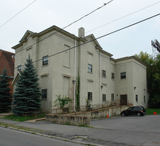 819 Hamilton St Apartments