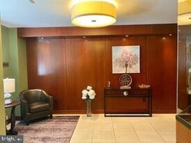 1260 21st St NW in Washington, DC - Building Photo