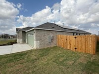 135 Mayacama Lp in San Marcos, TX - Building Photo - Building Photo