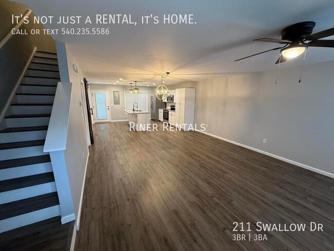 211 Swallow Dr in Elkton, VA - Building Photo - Building Photo