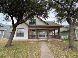 544 Hogan in Kyle, TX - Building Photo