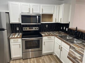 3714 Palm Desert Ln, Unit 5337 in Orlando, FL - Building Photo