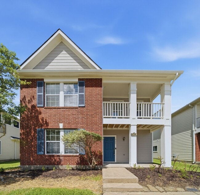 property at 6146 Settlers Lake Cir W