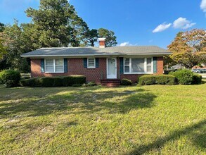 5057 Wrightsville Ave in Wilmington, NC - Building Photo - Building Photo