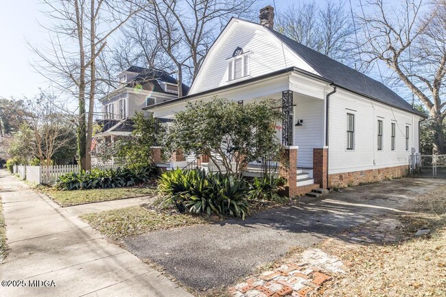 181 Cleveland Ave in Macon, GA - Building Photo - Building Photo