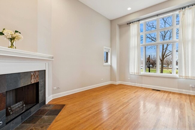 7748 Lincoln Ave in Skokie, IL - Building Photo - Building Photo