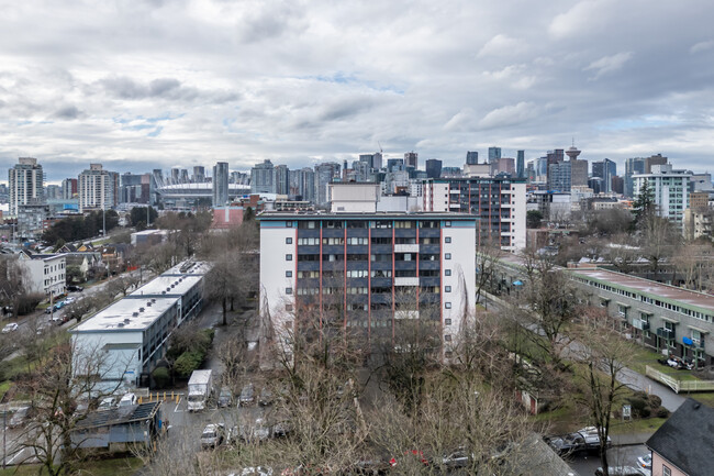 Maclean Park in Vancouver, BC - Building Photo - Building Photo