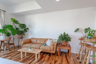 1200 E 11th St in Austin, TX - Building Photo - Building Photo