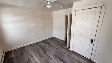 110 E Washington St in Elizabethtown, PA - Building Photo - Building Photo