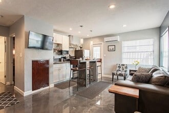 1235 22nd Ave S in St. Petersburg, FL - Building Photo - Building Photo