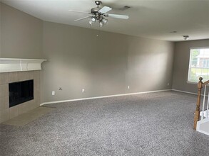 2209 Jefferson Crossing Dr in Conroe, TX - Building Photo - Building Photo