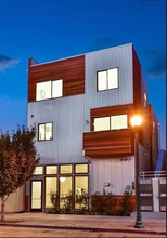 5306 San Pablo Ave in Oakland, CA - Foto de edificio - Building Photo