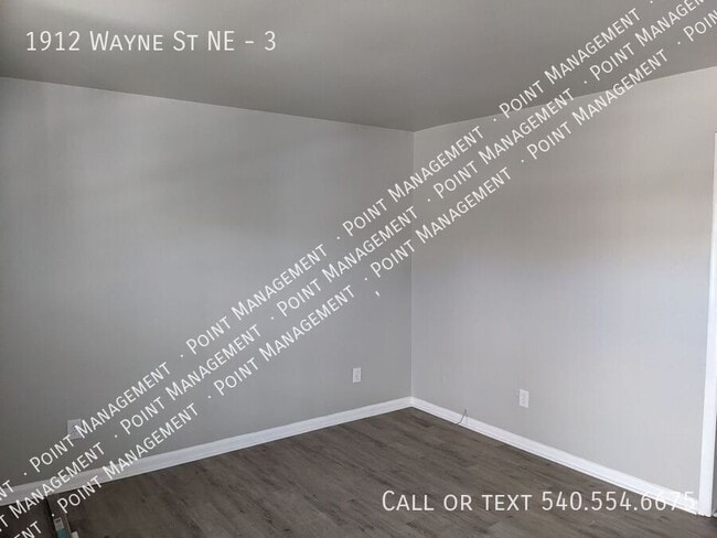 1912 Wayne St NE in Roanoke, VA - Building Photo - Building Photo