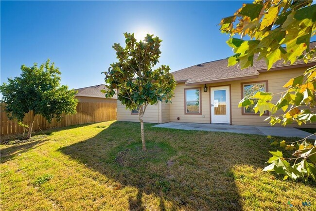 132 Navarro Xing in Seguin, TX - Building Photo - Building Photo