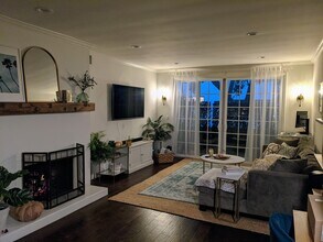 11920 Dorothy St, Unit 103 in Los Angeles, CA - Building Photo - Building Photo