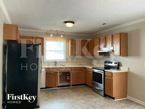 306 Mt Olive Dr in Greensboro, NC - Building Photo - Building Photo