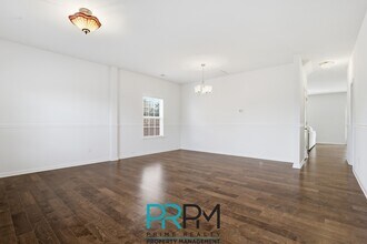 413 Graypointe Dr in Greer, SC - Building Photo - Building Photo