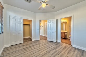 6236 Huntington Ridge Ave in Las Vegas, NV - Building Photo - Building Photo