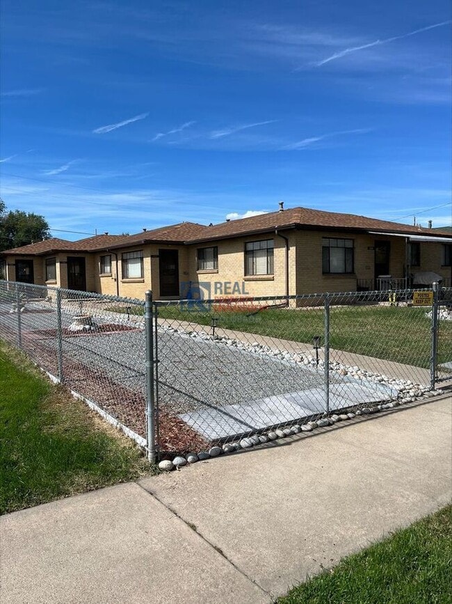 property at 1343 S Grant St