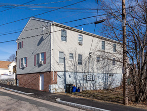 52 Summer St in Quincy, MA - Building Photo - Building Photo