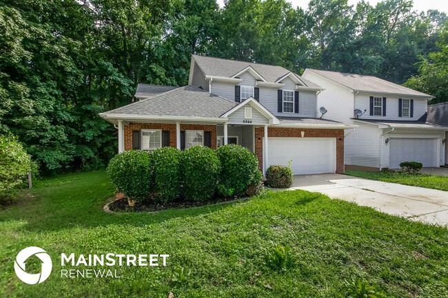 6944 Brachnell View Dr in Charlotte, NC - Building Photo - Building Photo