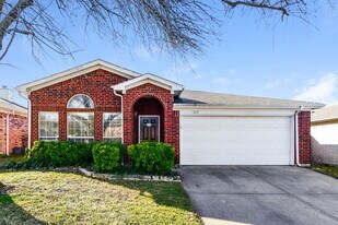 6204 Tidewater Dr in Arlington, TX - Building Photo